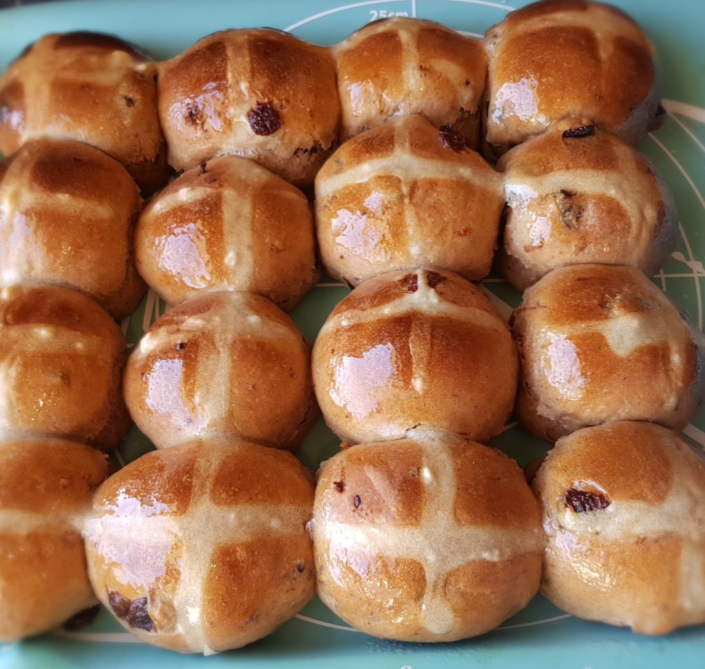 cooked hot cross buns